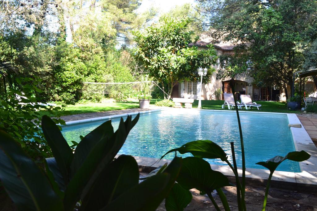Mas Les Filaos Hotel Carpentras Ngoại thất bức ảnh