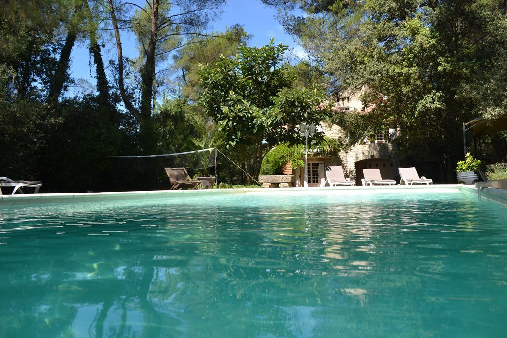 Mas Les Filaos Hotel Carpentras Ngoại thất bức ảnh